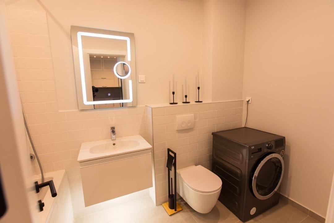 Escapism - Premium 1Br Apartment With Parking Bükreş Dış mekan fotoğraf