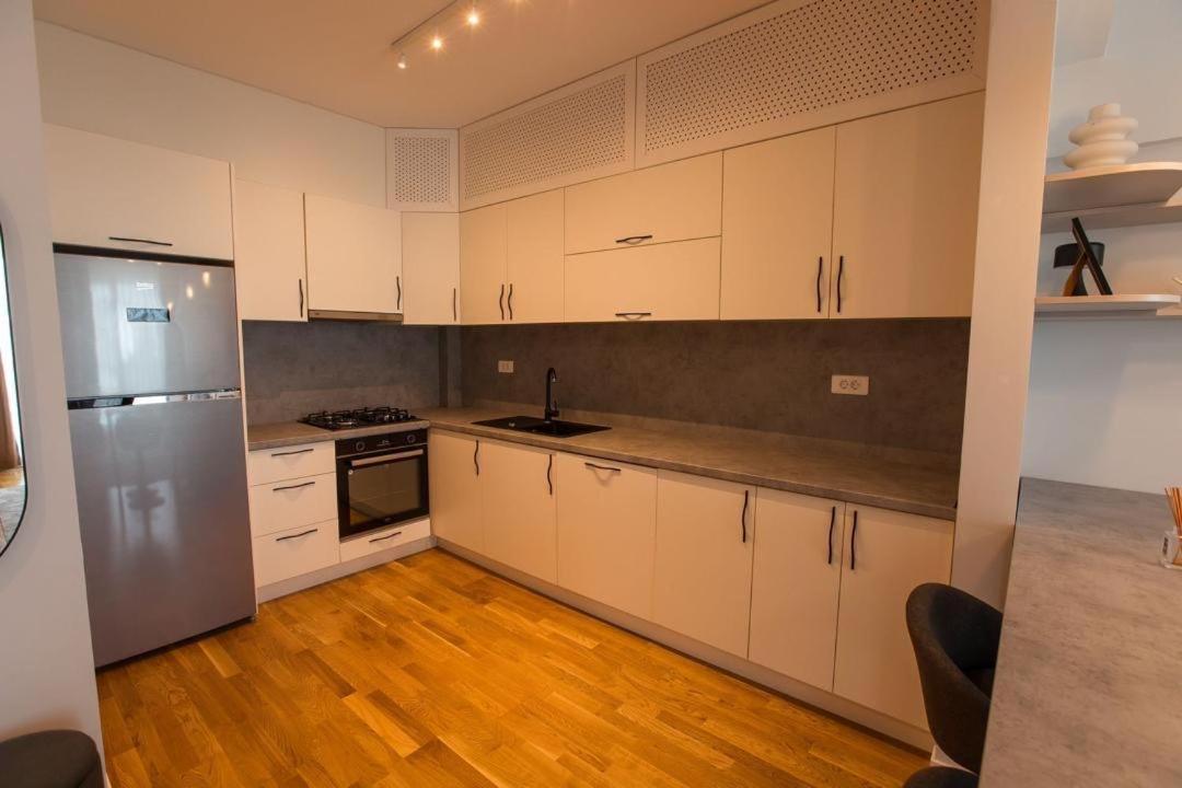Escapism - Premium 1Br Apartment With Parking Bükreş Dış mekan fotoğraf