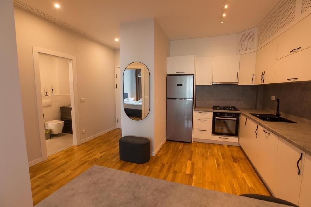 Escapism - Premium 1Br Apartment With Parking Bükreş Dış mekan fotoğraf